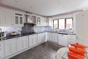 Kitchen- click for photo gallery